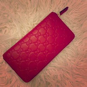 Authentic Gucci Guccisma GG red leather wallet
